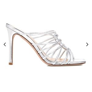 Veronica Beard Avita leather strappy sandal 5M